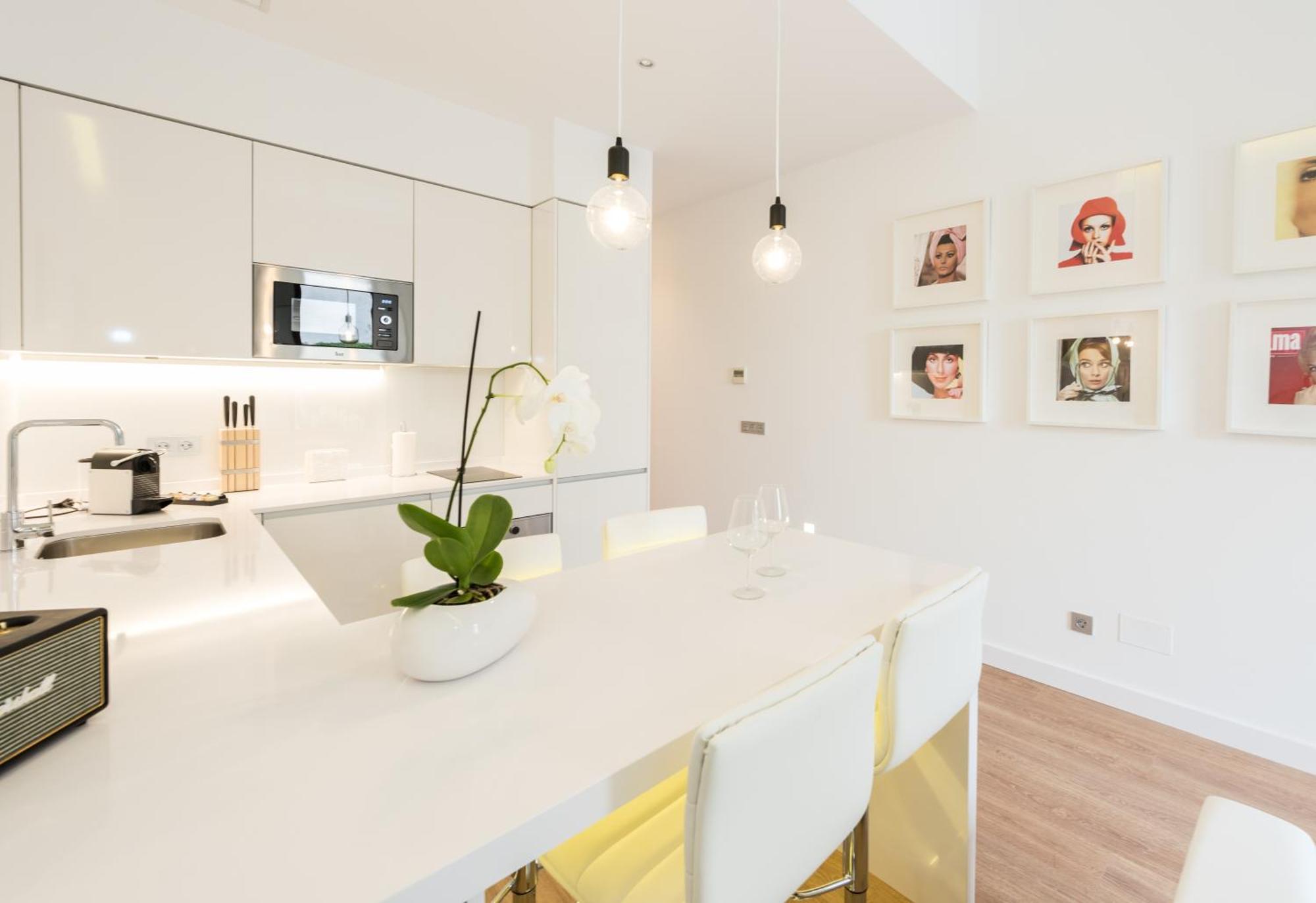 Malasana Plaza Apartment มาดริด ภายนอก รูปภาพ
