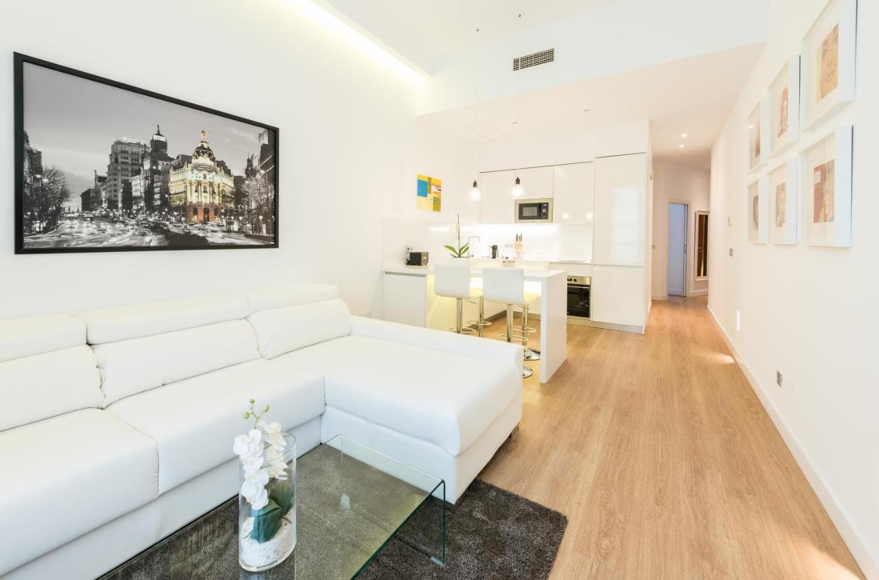 Malasana Plaza Apartment มาดริด ภายนอก รูปภาพ