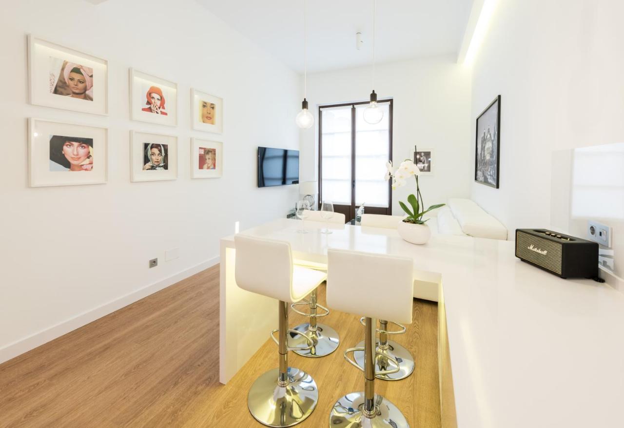 Malasana Plaza Apartment มาดริด ภายนอก รูปภาพ